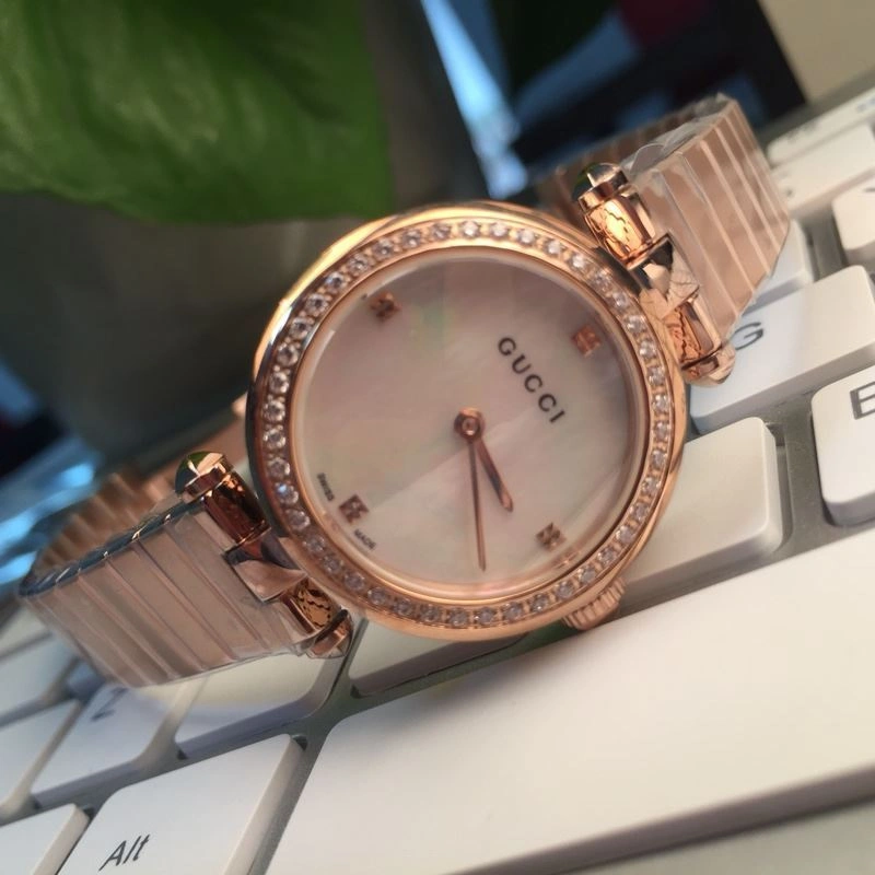 Seasonal GUCCI Watches 183482