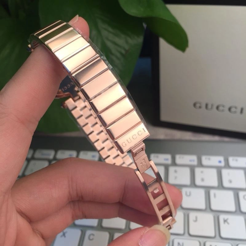 Seasonal GUCCI Watches 183482
