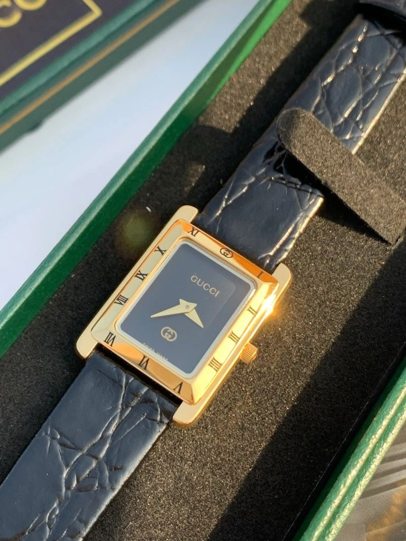 GUCCI Watches ModernLook 183329