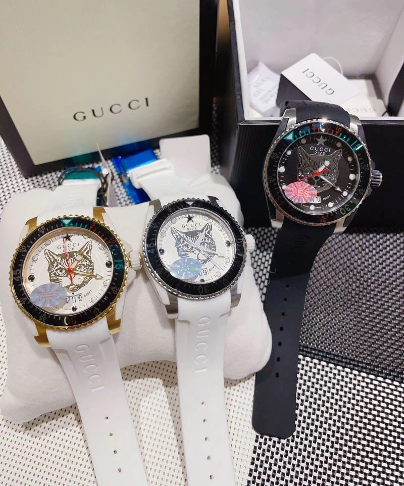 Fashionable GUCCI Watches 183276