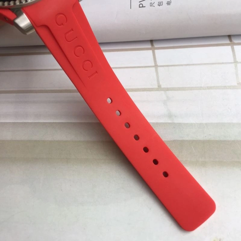 GUCCI Watches Durable 183246
