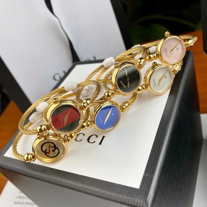 SoftTouch GUCCI Watches 183242