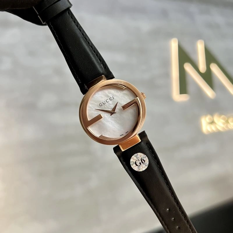 SmoothTexture GUCCI Watches 183125