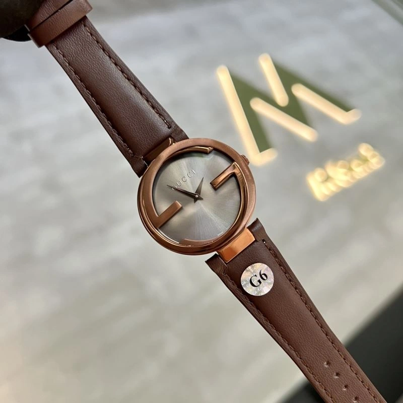 GUCCI Watches Sporty 183124