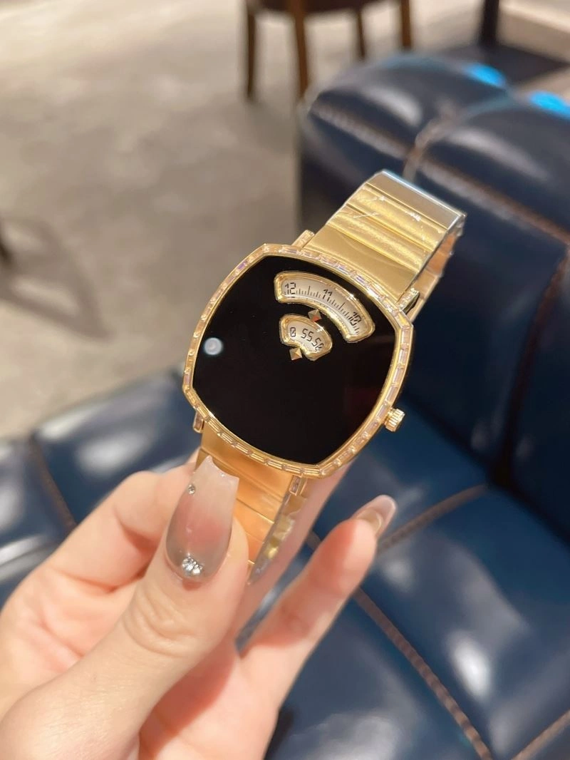 RelaxedFit GUCCI Watches 183099