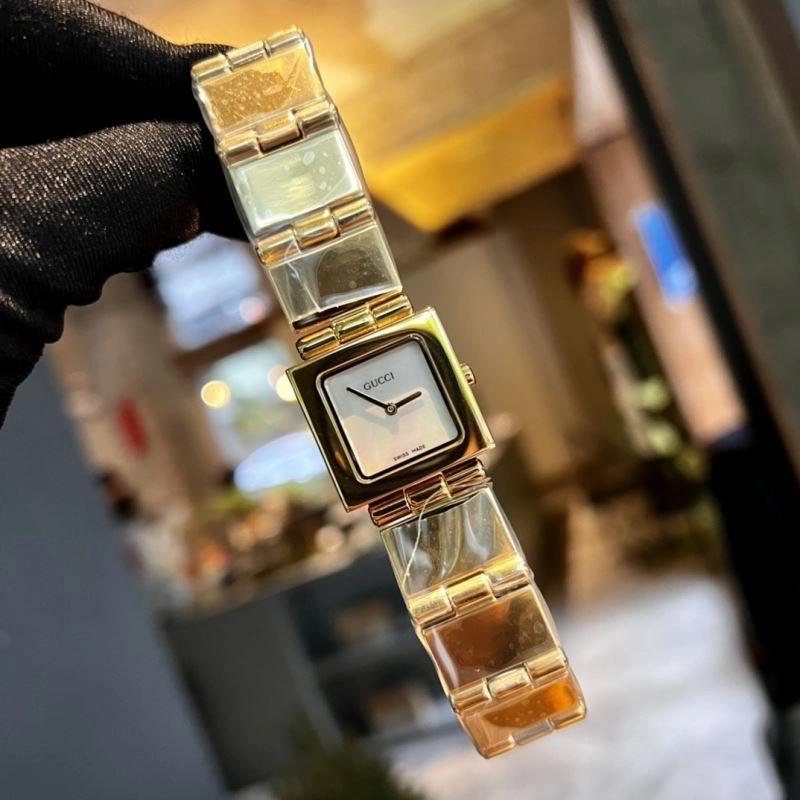 ModernLook GUCCI Watches 183100