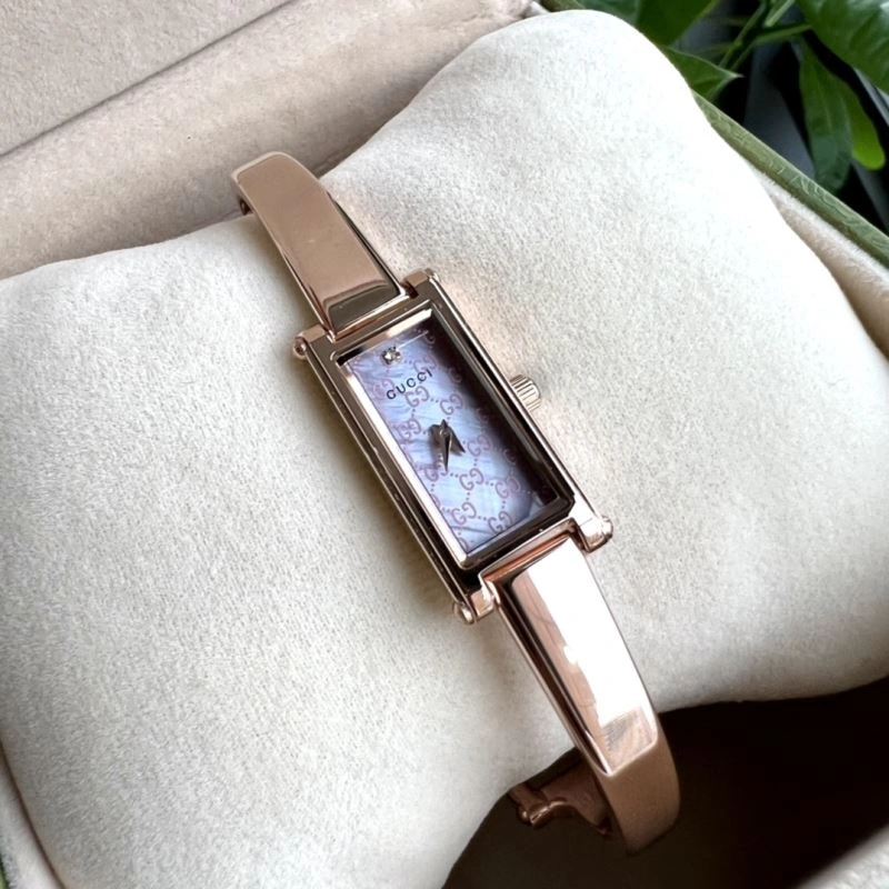 Fashionable GUCCI Watches 183083