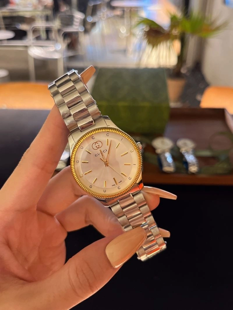 Refined GUCCI Watches 182980