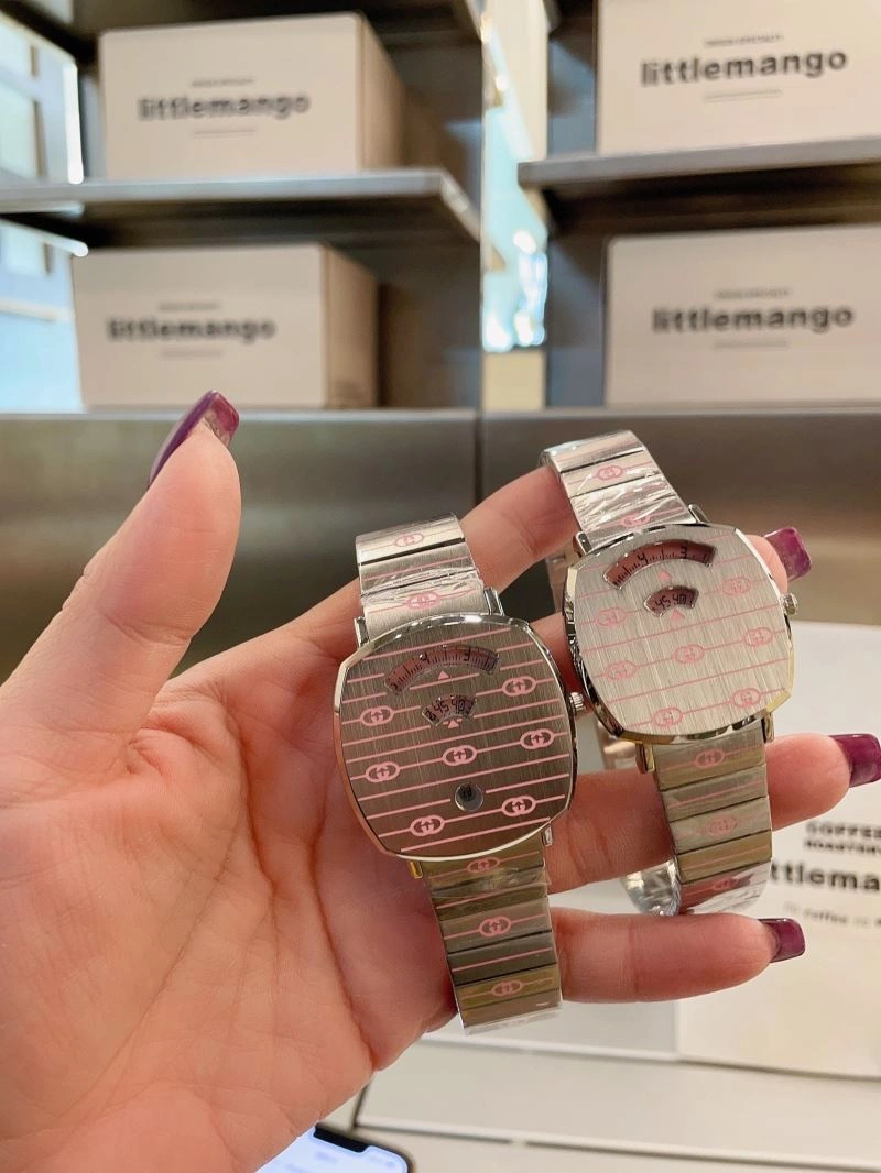 Chic GUCCI Watches 182875