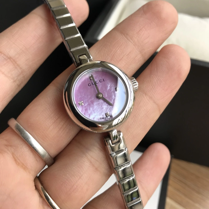 GUCCI Watches Popular 182826