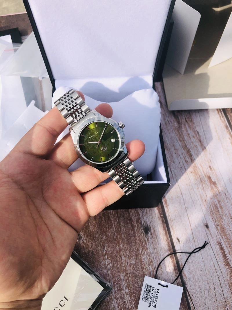 Lightweight GUCCI Watches 182815