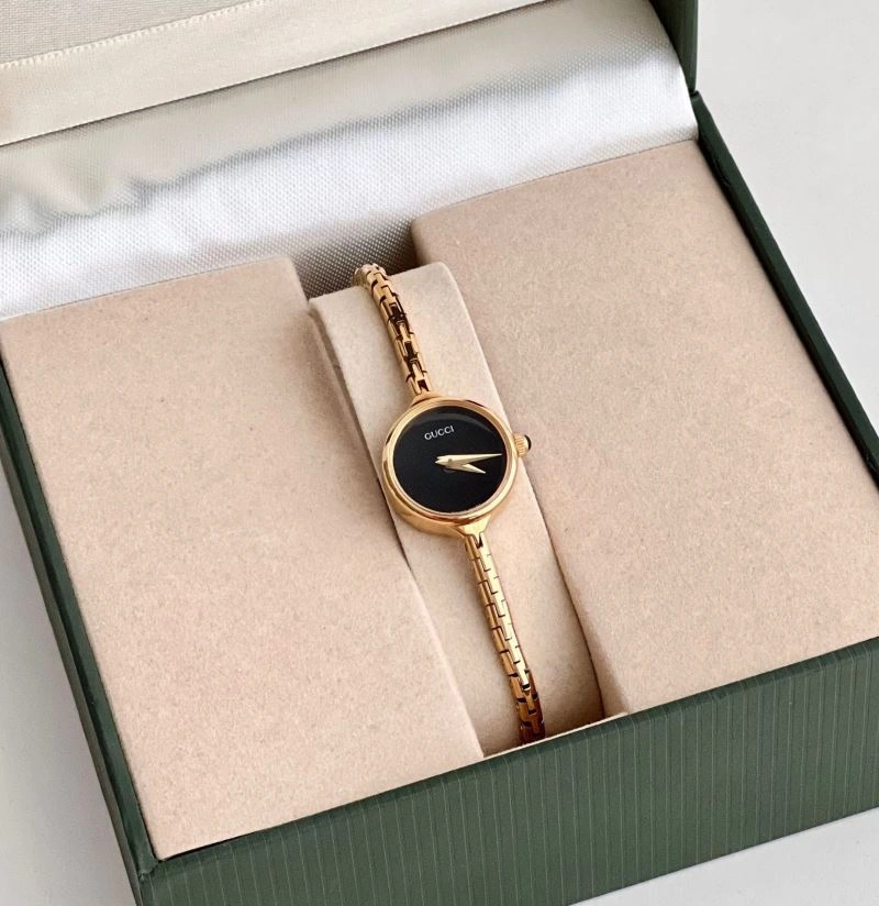 Durable GUCCI Watches 182742