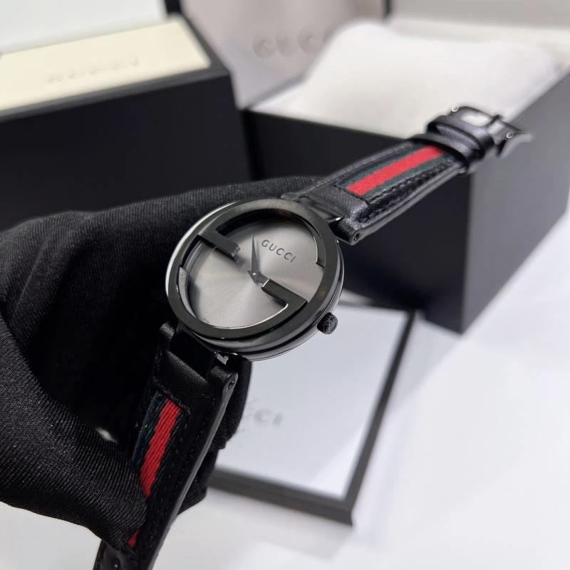 GUCCI Watches WaterResistant 183040