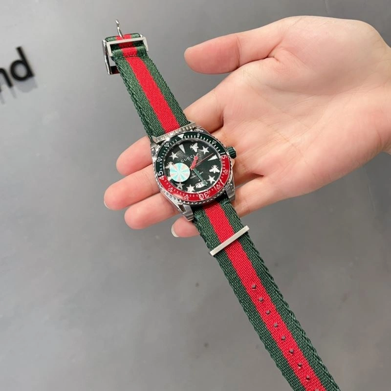 GUCCI Watches Elegant 182987
