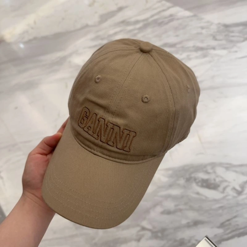 Ganni Caps Vibrant 258910