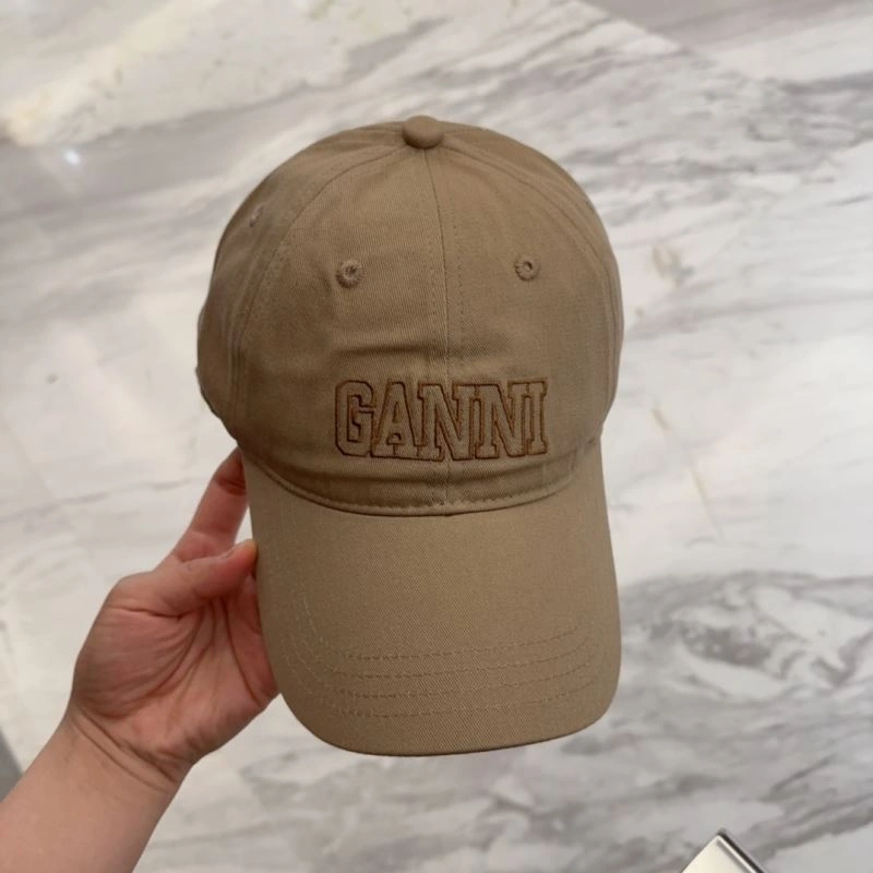 Ganni Caps Vibrant 258910