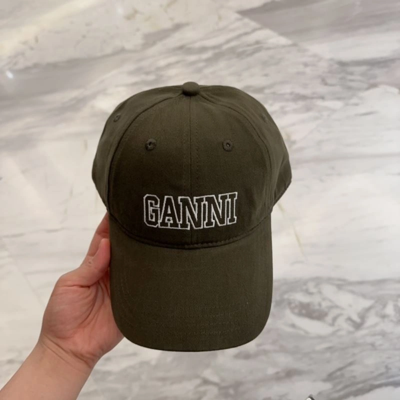 Casual Ganni Caps 258904