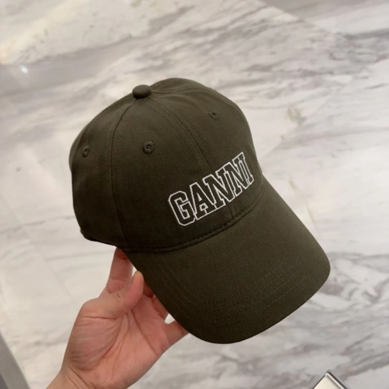 Casual Ganni Caps 258904