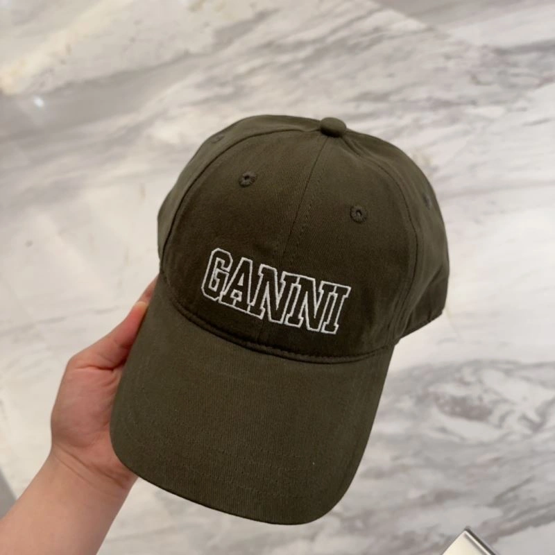 Casual Ganni Caps 258904