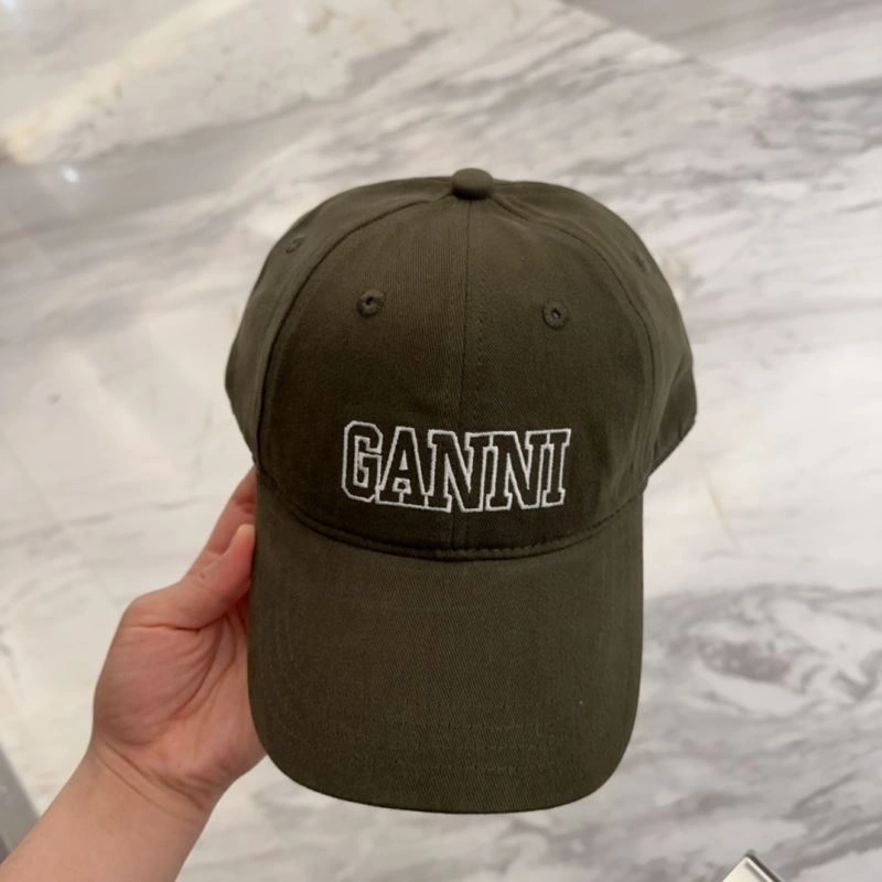 Casual Ganni Caps 258904