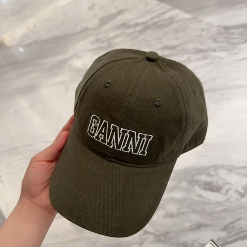 Casual Ganni Caps 258904