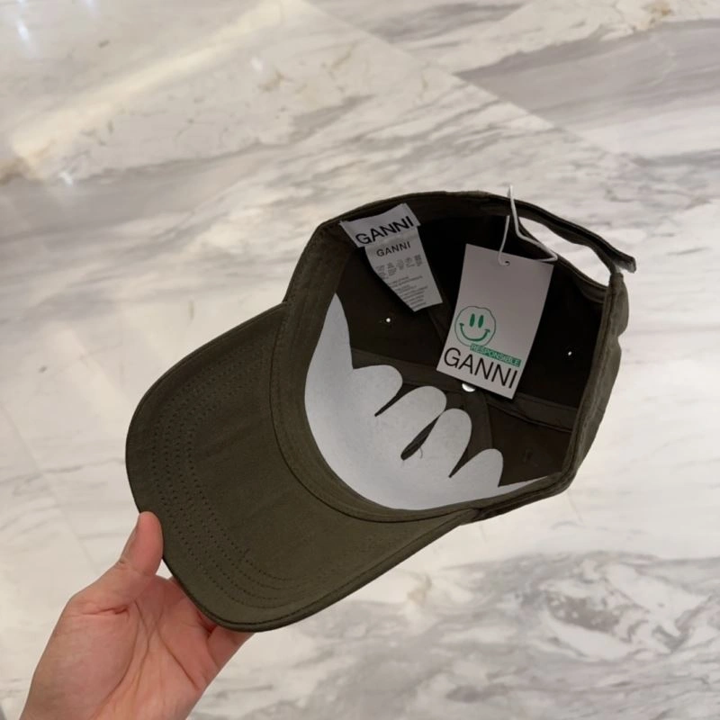 Casual Ganni Caps 258904