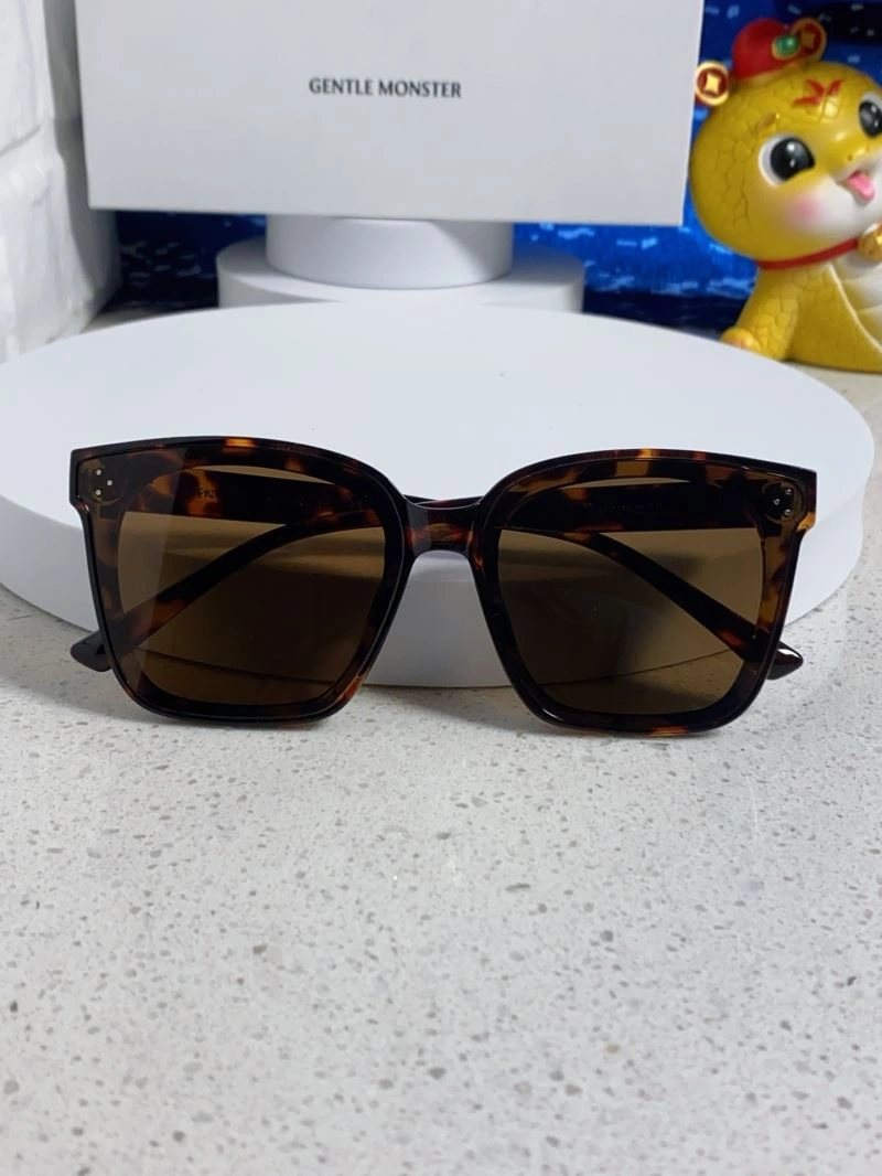 Efficient Gentle Monster Sunglasses 279396