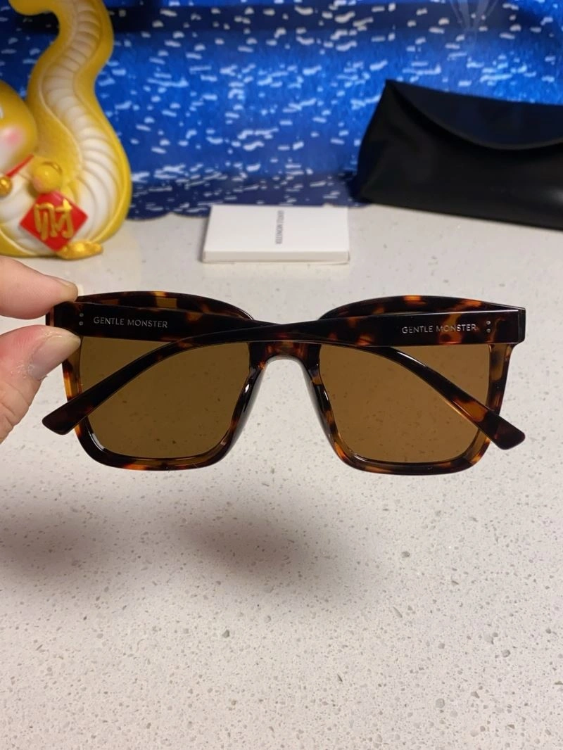Efficient Gentle Monster Sunglasses 279396