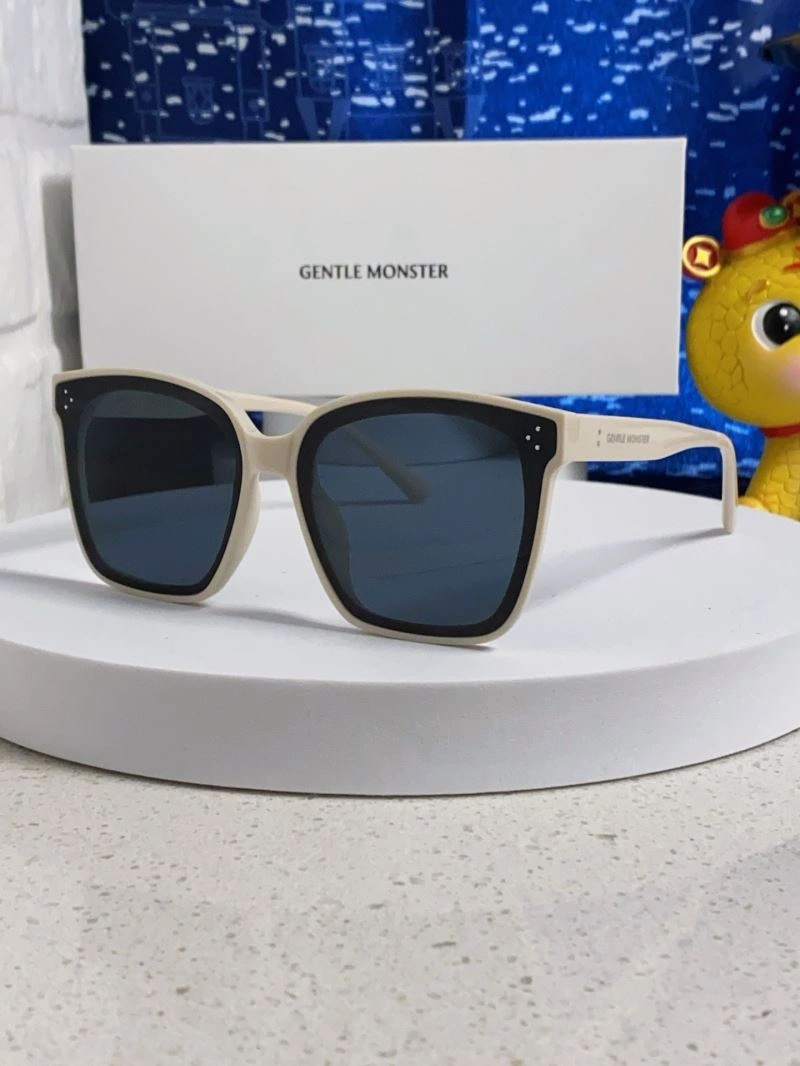 Gentle Monster Sunglasses EyeCatching 279384