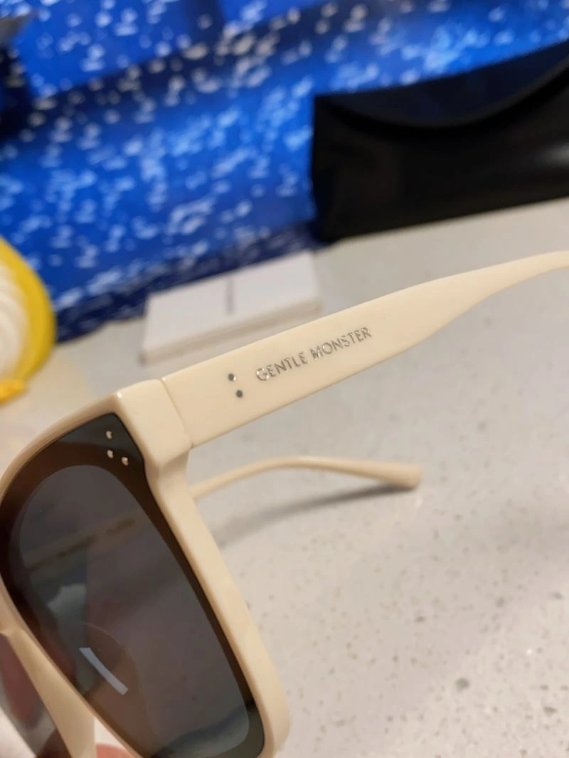 Gentle Monster Sunglasses EyeCatching 279384