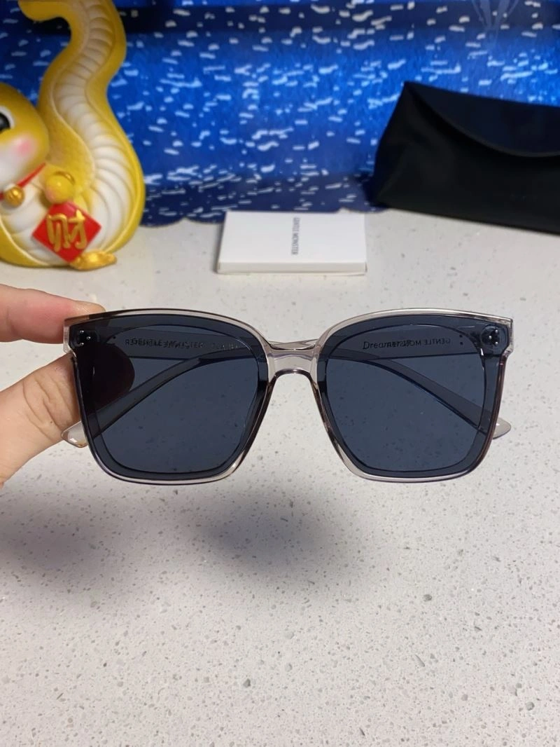 Gentle Monster Sunglasses AllSeason 279382