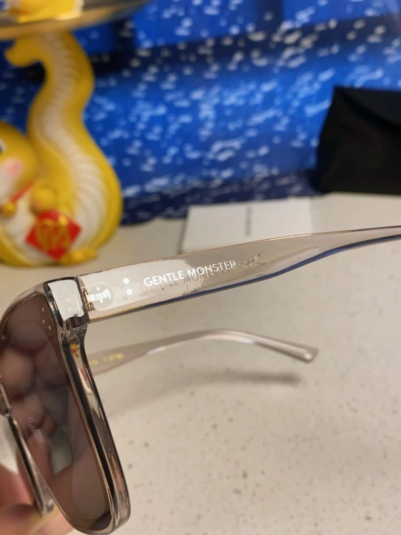 Gentle Monster Sunglasses AllSeason 279382