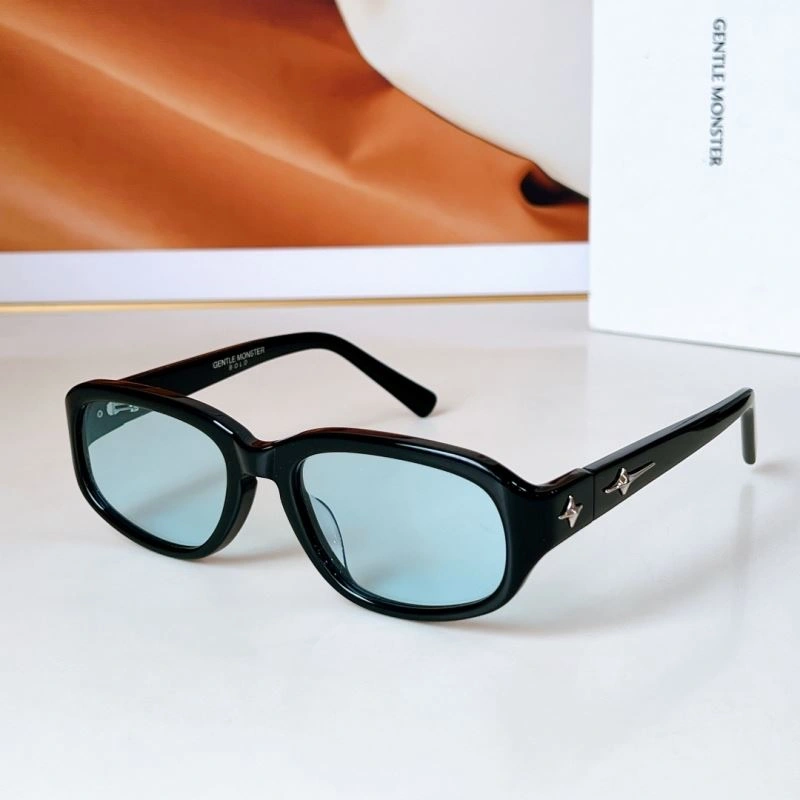 Compact Gentle Monster Sunglasses 279415