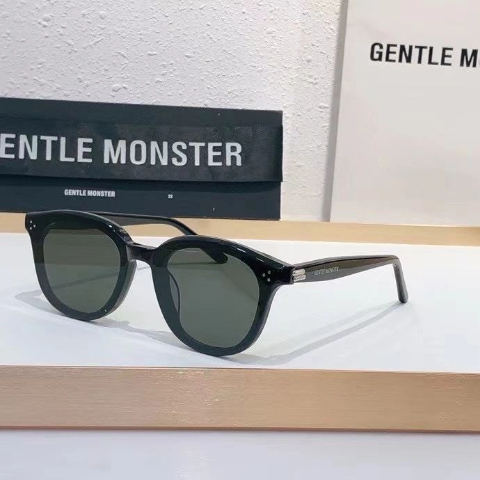 Snug Gentle Monster Sunglasses 279406