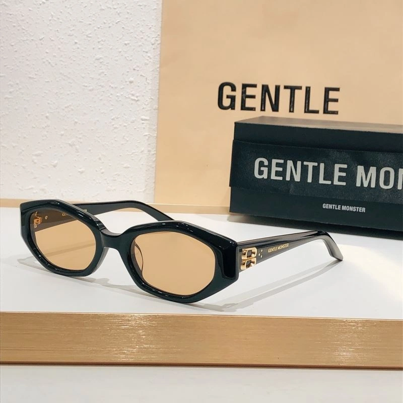 Functional Gentle Monster Sunglasses 279400