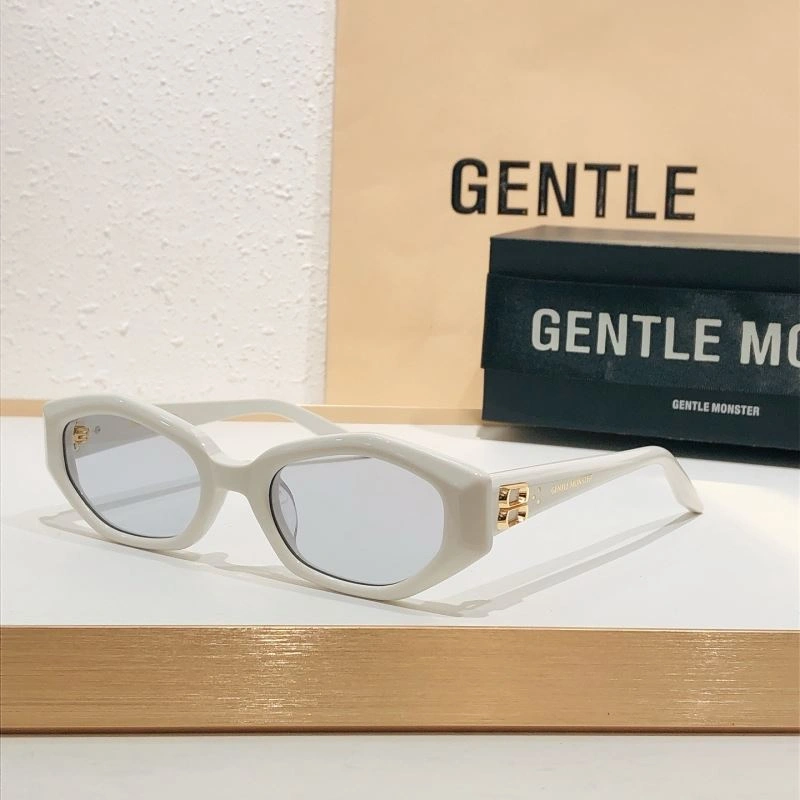 Functional Gentle Monster Sunglasses 279400
