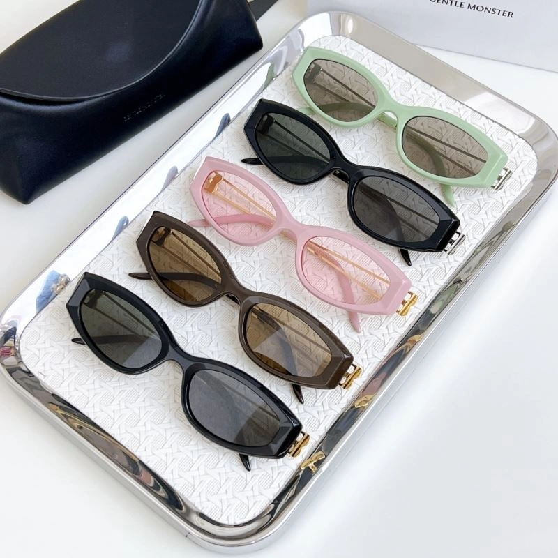 Effortless Gentle Monster Sunglasses 279381