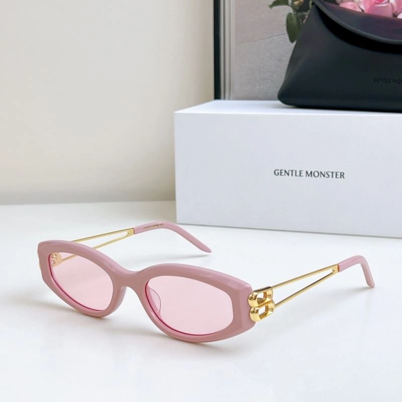 Effortless Gentle Monster Sunglasses 279381