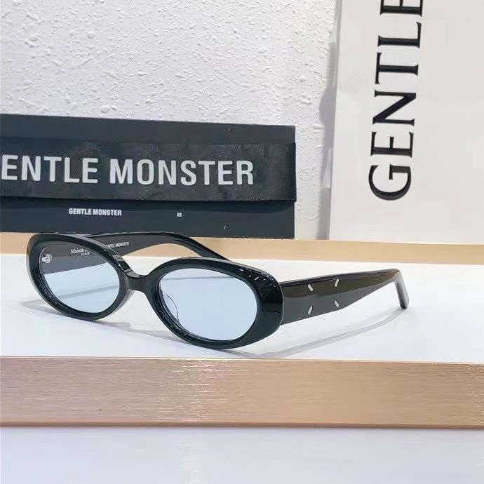 Gentle Monster Sunglasses Unique 279375
