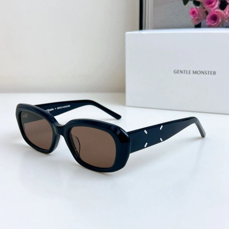 Versatile Gentle Monster Sunglasses 279373