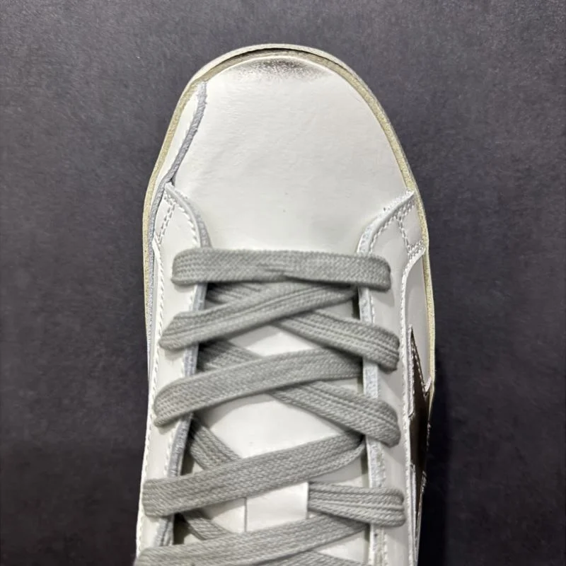 Durable Ggdb Shoes 4672