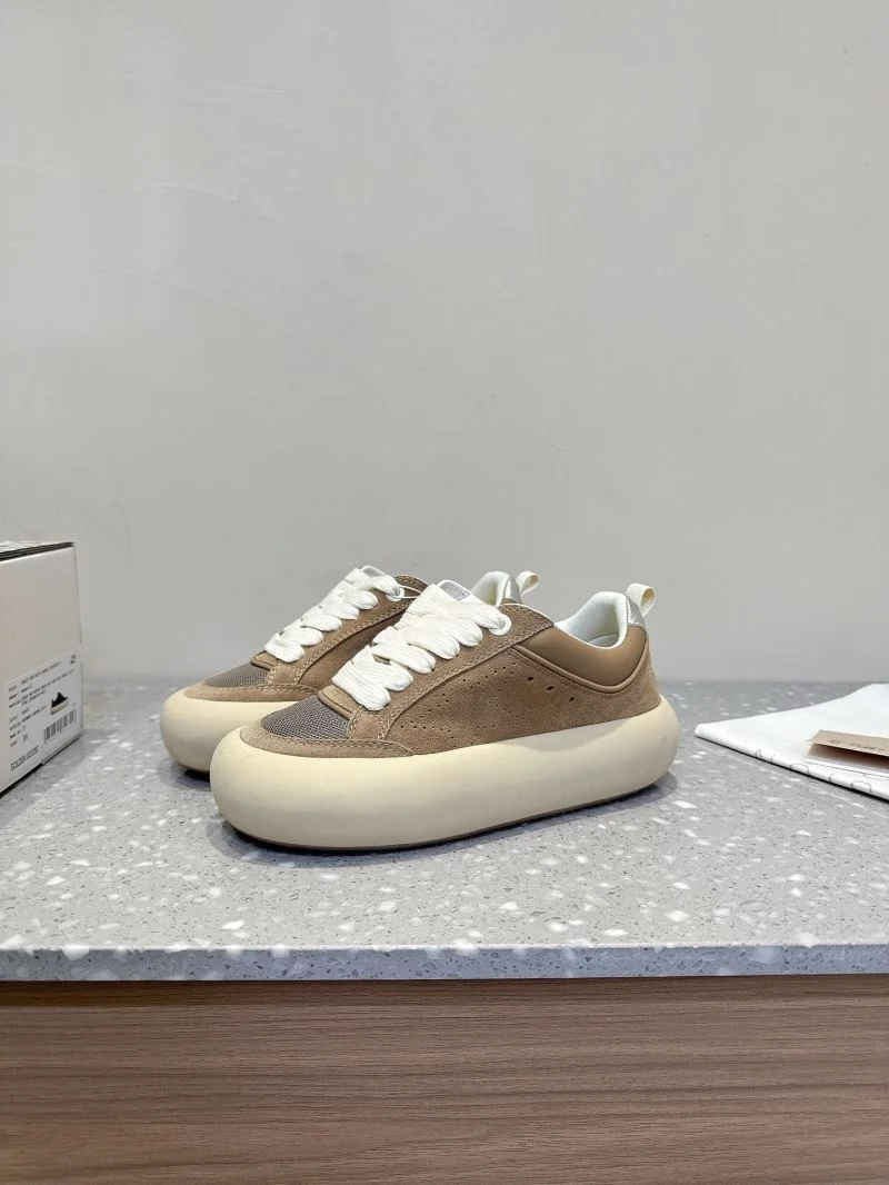 SportInspired Ggdb Shoes 8127