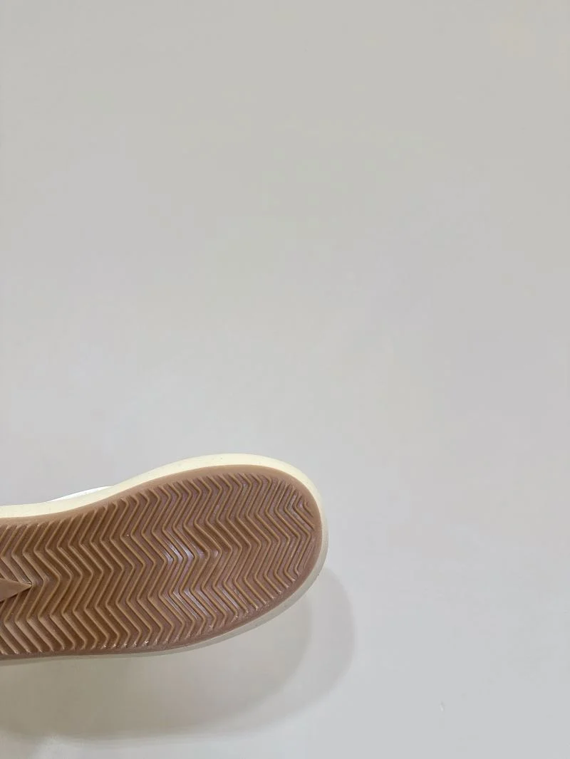 Seasonal Ggdb Shoes 8122