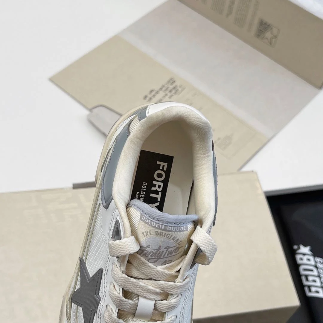 Contemporary Ggdb Shoes 8096