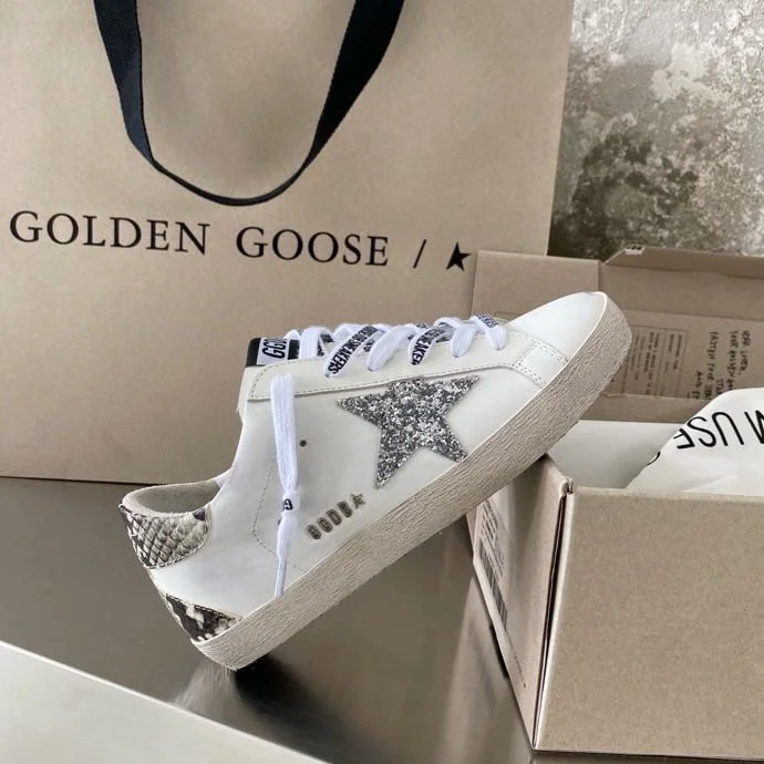 Versatile Ggdb Shoes 12403