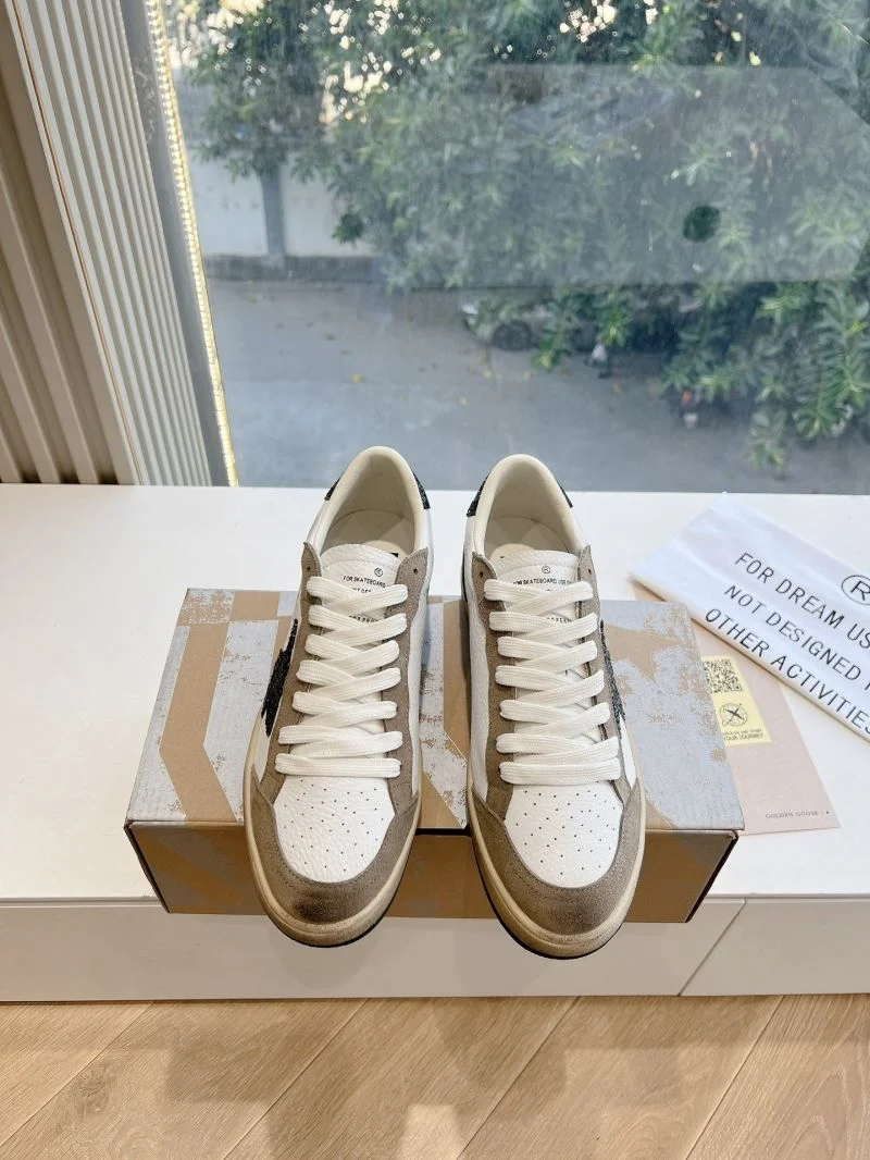 WellDesigned Ggdb Shoes 15726