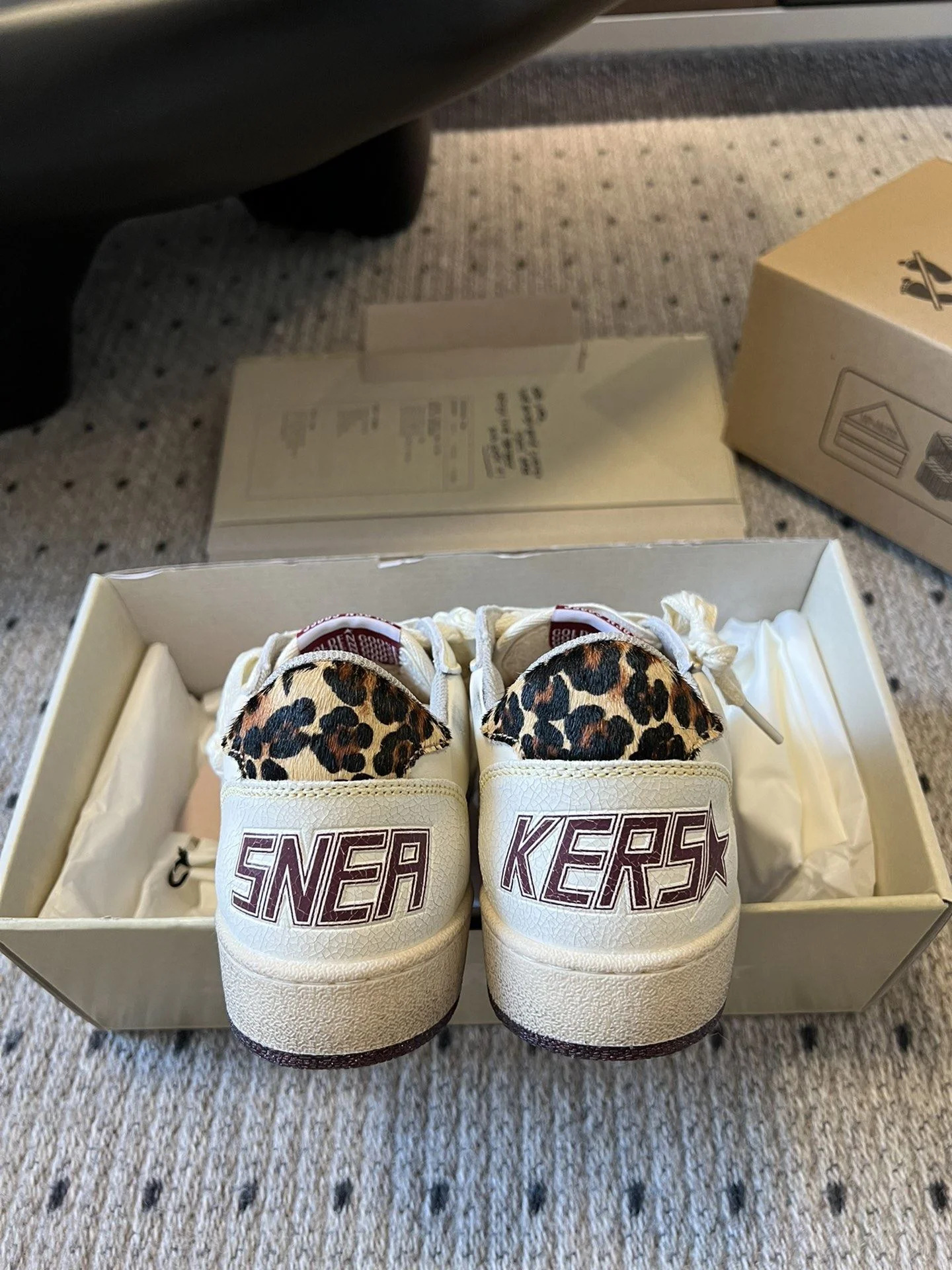 Seasonal Ggdb Shoes 6476