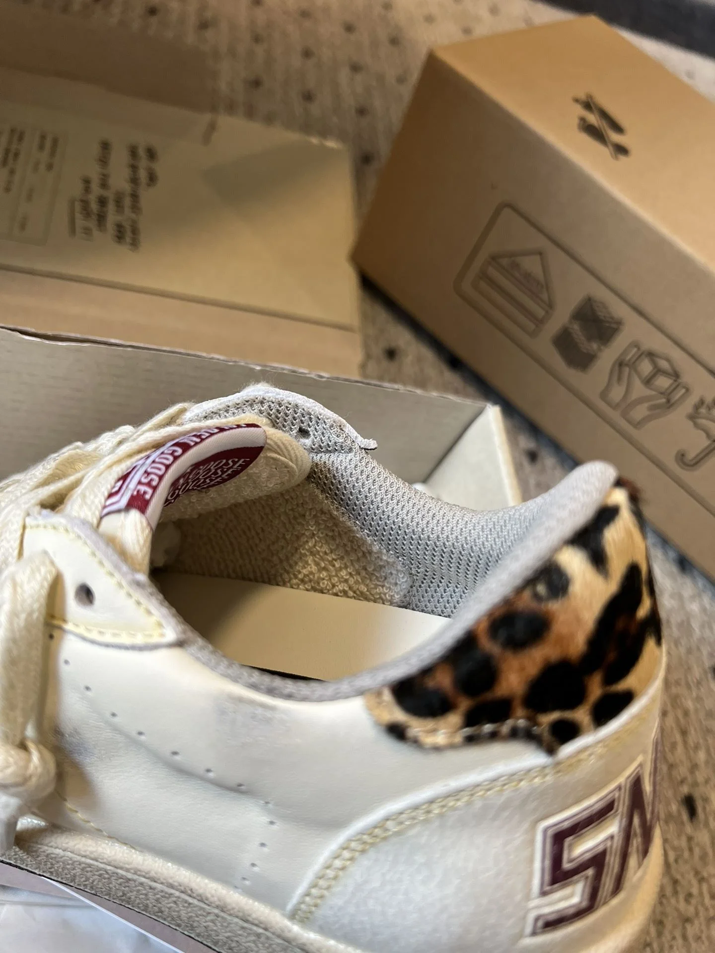 Seasonal Ggdb Shoes 6476