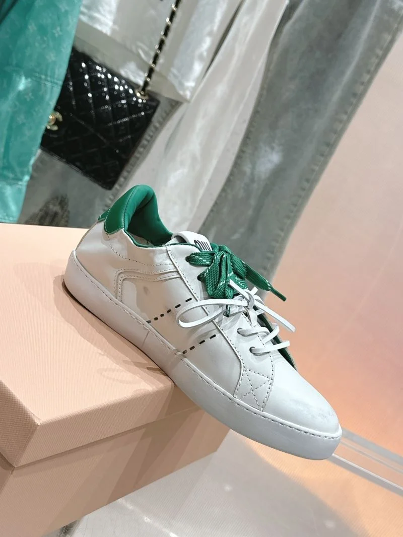 Durable Ggdb Shoes 6440