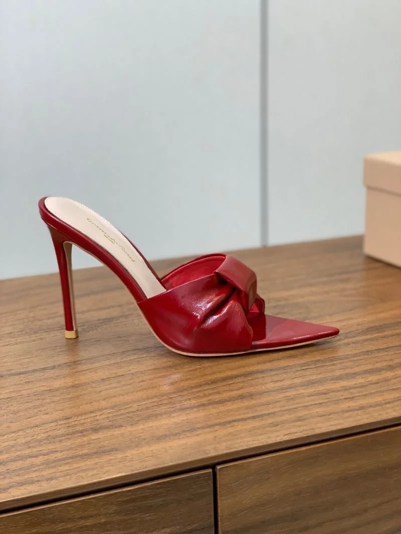 ModernLook Gianvito Rossi Sandals 12362